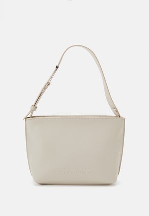 Calvin Klein EMBOSSED LOGO SMALL TOTE - Handtas - gray morn