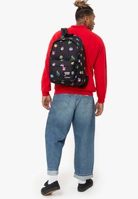 Eastpak OUT OF OFFICE UNISEX czarny