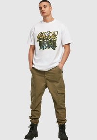 Southpole GRAPHIC - T-shirts med print - white