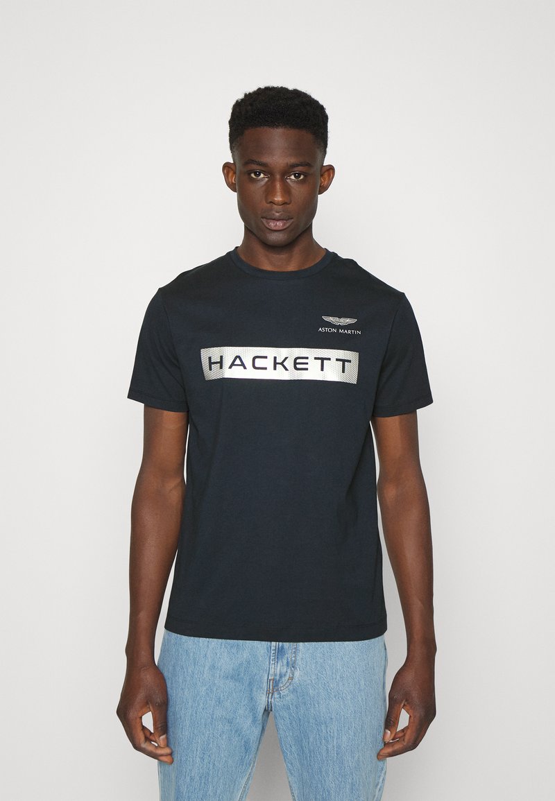 Hackett Aston Martin Racing AMR TEE - Print T-shirt - navy/dark blue ...