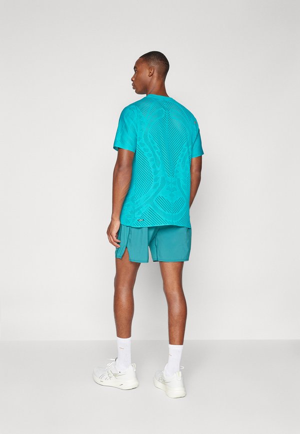 CORE SHORT - Sports shorts4