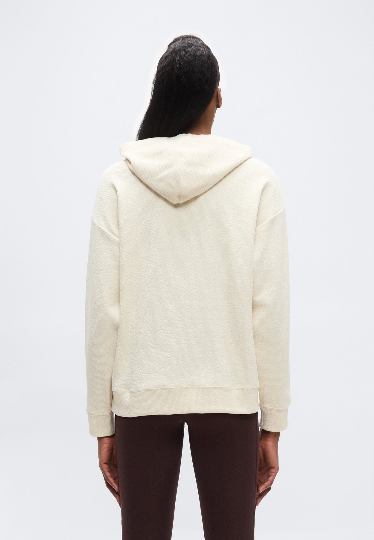 ELEVATED COMFORT HOODIE