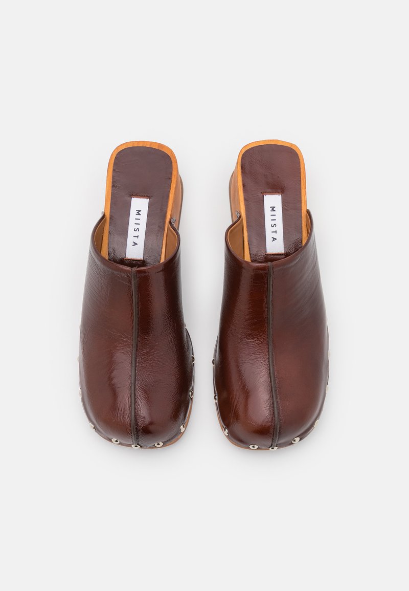 Damen Bekleidung | MIISTA ALLISON Clogs tangerine/cognac - VA01833 Damen Bekleidung | MIISTA ALLISON Clogs tangerine/cognac - VA01833