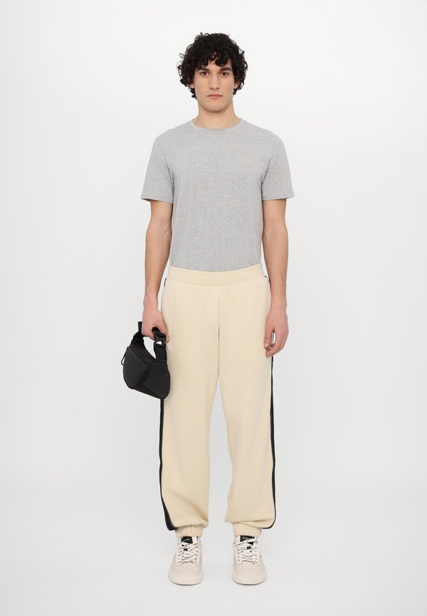 TROUSER - Tracksuit bottoms - almond milk4