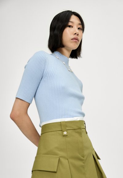 Maje MAUDE - T-shirts basic - blue clair