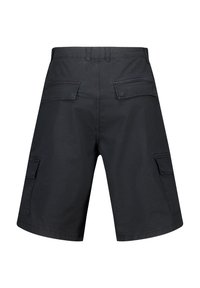 Shorts cargo noirs avec deux poches arrière et des poches latérales, fabriqués en tissu coton, présentant une coupe droite et des coutures renforcées.