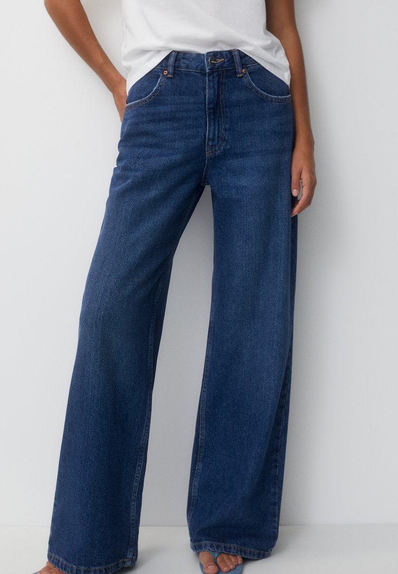 PULL&BEAR HIGH WAIST Flared jeans dark blue denim/darkblue Zalando.dk
