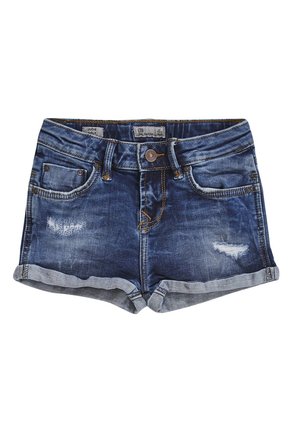 Denim shorts med falmet mørkeblå stof, en ombukket kant, to frontlommer, slidte detaljer og en sølvfarvet knaplukning.