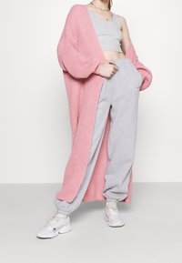 Missguided Chaqueta de punto - light pink