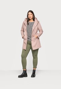 ONLY Carmakoma CARSEDONA - Short coat - mocha mousse