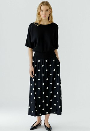 Oui, MAXIROCK - A-Linien-Rock - black offwhite