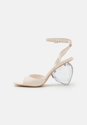 PERFECT PAIR HEART - Sandaler med høye hæler - cream