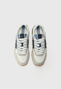 Hackett London TELFOR MATCH - Trainers - white
