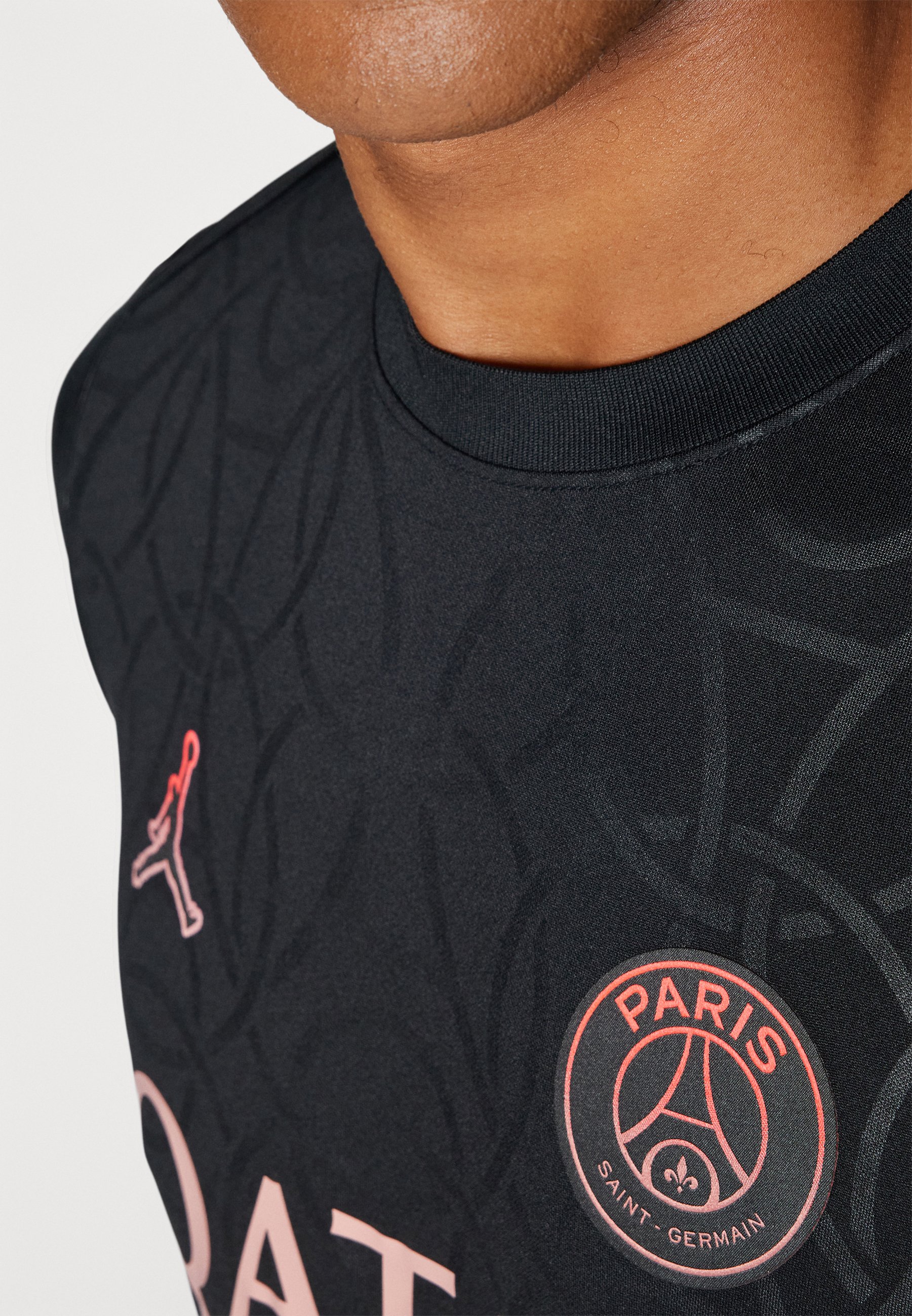 psg infrared jersey