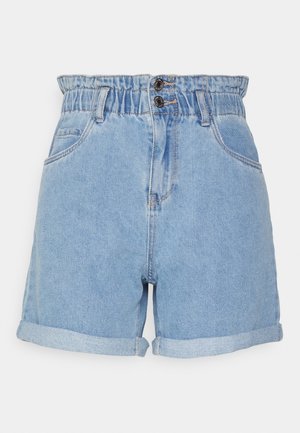 Lichtblauwe denim shorts met elastische paperbag taille, twee zwarte knopen, voorzakken en opgerolde zoom.