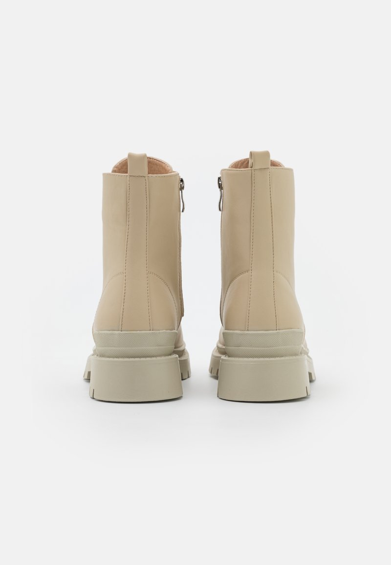 Damen Sneaker | RAID Wide Fit STIFLE Schnürstiefelette ecru/offwhite - WW63752 Damen Sneaker | RAID Wide Fit STIFLE Schnürstiefelette ecru/offwhite - WW63752