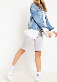 s.Oliver Short en jean - grey