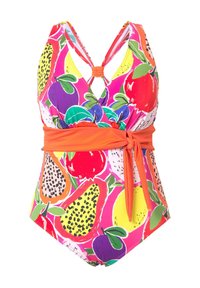 Un maillot de bain une pièce coloré avec un motif de fruits en rose, rouge, jaune et vert, accompagné d'une ceinture à nouer orange et d'un dos croisé.