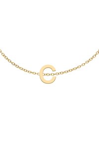 Kultaketju, jossa on näyttävä "C"-riipus. Tasainen pinta ja kiiltävä rakenne. Yksinkertainen ja elegantti tyyli.