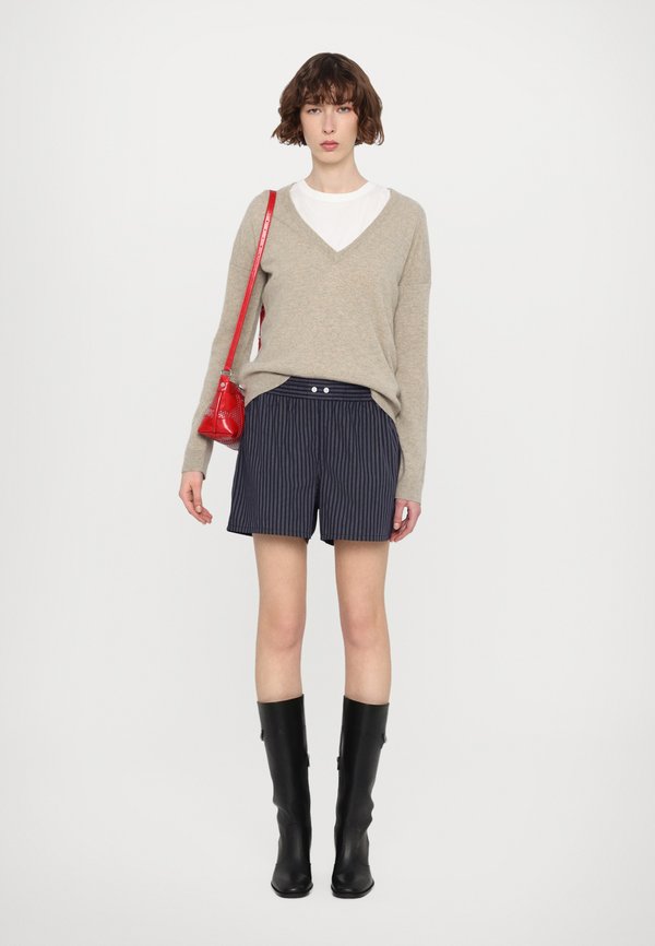 VIVI PATCH - Jumper - geology2