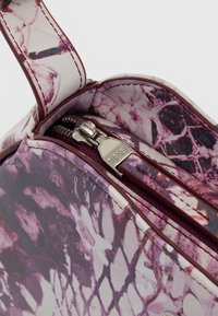 Diesel PLAY SHOULDER - Ručna torba - t4057