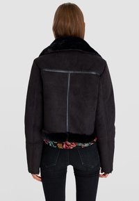 Stradivarius Giacca invernale - black