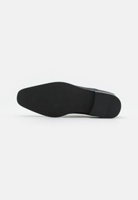 Pier One LEATHER  - Sapatos de atacadores - black