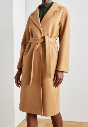 Abrigo clásico - camel