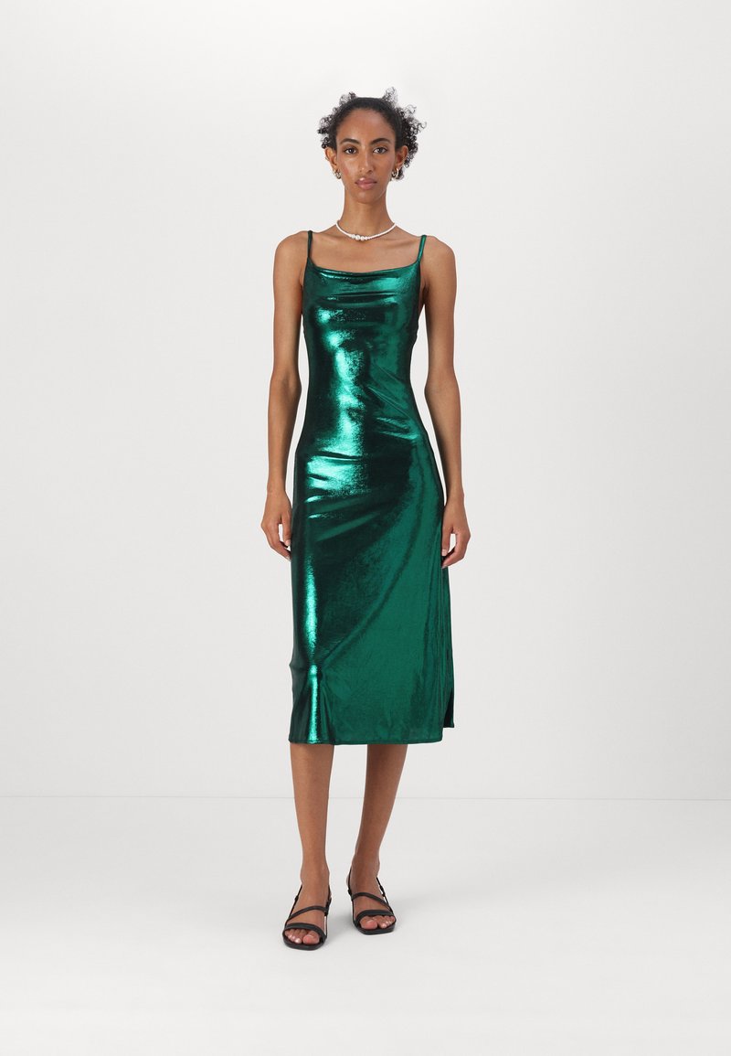 WAL G. PARTY MAIZY STRAPPY MIDI - Cocktail dress / Party dress - emerald green/green - Zalando.ie WAL G. PARTY MAIZY STRAPPY MIDI - Cocktail dress / Party dress - emerald green/green - Zalando.ie