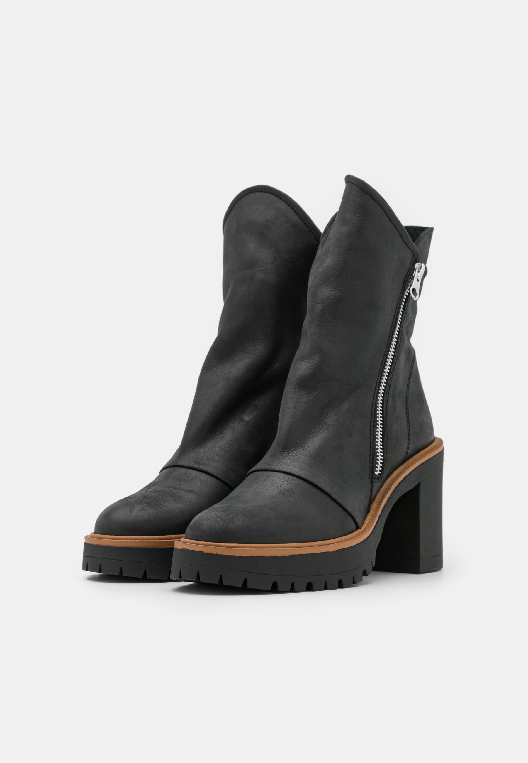 spree ankle boots