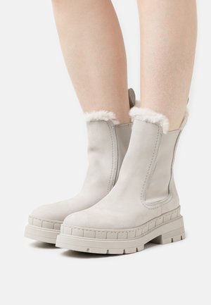 Tamaris Winter boots - grey