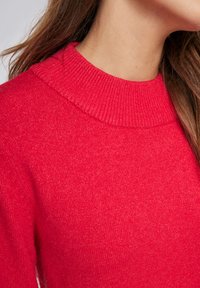 VILA VIRIL CREW NECK MIDI DRESS - Pletené šaty - barbados cherry