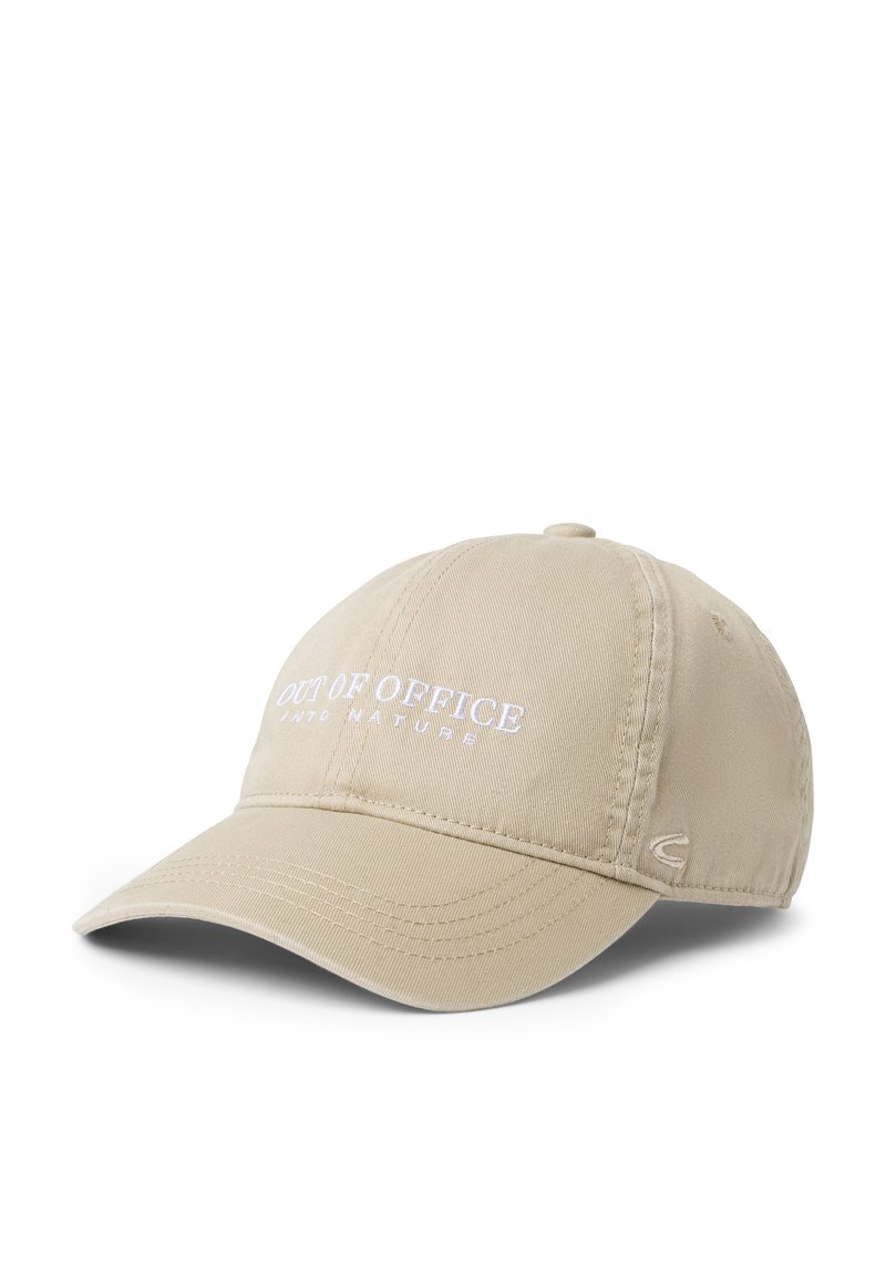 Beige baseball cap lavet af bomuld med broderet hvid tekst "OUT OF OFFICE INTO NATURE" foran og en buet skygge.