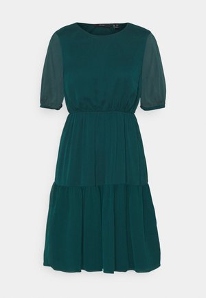 Robe de jour - green