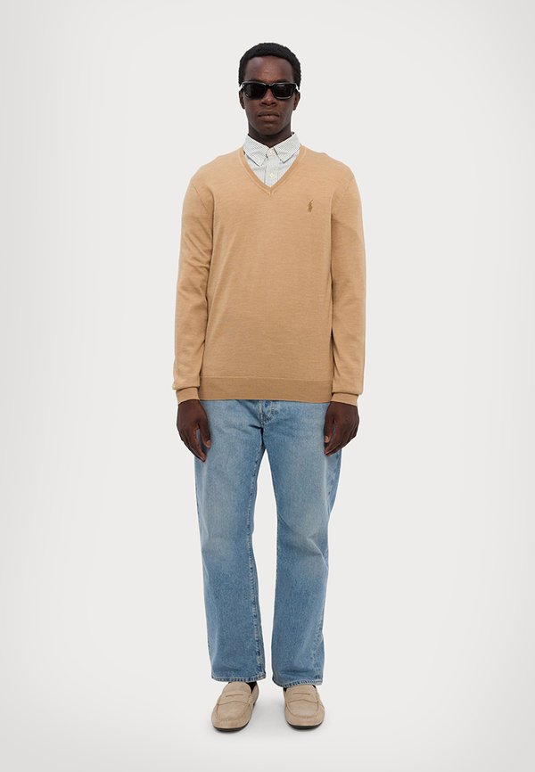 SLIM FIT WASHABLE WOOL V-NECK JUMPER - Jumper - camel melange3