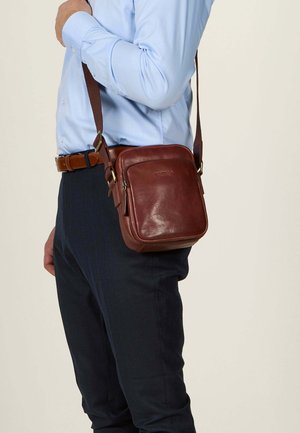 UNISEX - Borsa a tracolla - brown