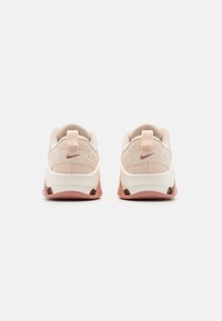 Nike Performance ZOOM BELLA 6 - Pantofi training - guava ice/metallic red bronze/pale ivory/red stardust