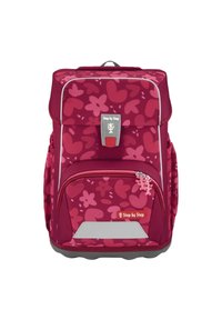 Rode en roze rugzak met hartpatronen, voorzien van meerdere vakken, een grijze basis en merkhardware.