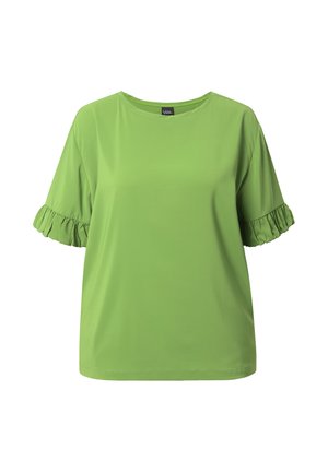 Groen top met korte mouwen van een gladde stof, met een ronde hals en gerimpelde mouwen voor extra detail en textuur.