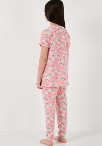 LELA REGULAR FIT - Nattplagg set - pink