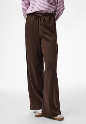 Pieces, PCCHILLI HW NEW WIDE SWT PANTS NOOS BC - Долнище на анцуг - hot fudge