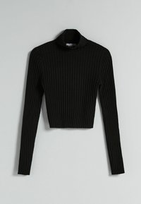 Svart ribbad polokrage-tröja med långa ärmar, kort längd, texturerat tyg och en åtsittande design.