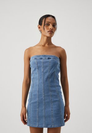 VMZOIE SHORT DRESS - Dongerikjole - light blue denim