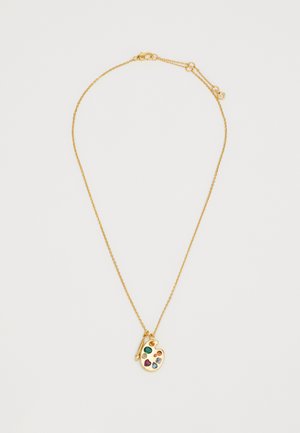 Zlati verižni obesek z privlačnim obeskom v obliki umetniške palete, okrašenim z barvitimi dragimi kamni različnih oblik. Vključuje tudi majhne čarobne čopiče.