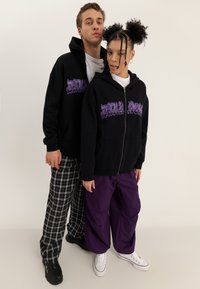 YOURTURN by Zalando - UNISEX - Felpa con zip - black Immagine in miniatura 1