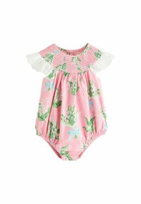 Růžový květinový body s nařaseným výstřihem a bílými krajkovými akcenty. Obsahuje zelené listy a modré mašle, s nařaseným elastikem na otvorech nohavic.