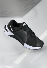 Nike Performance METCON 10 - Training shoe - black/white/anthracite