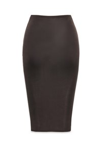 Czarna spódnica o wysokim stanie w kształcie ołówka o gładkiej fakturze, sięgająca kolan, prezentowana na białym tle.