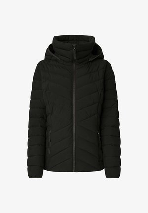 Chaqueta negra acolchada con un collar alto y capucha. Presenta un cierre frontal, dos bolsillos laterales y un patrón de chevrón en la tela.