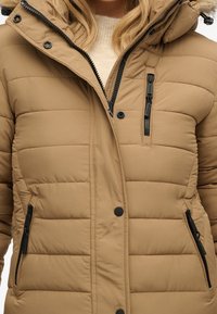 Superdry & Co Abrigo de invierno - brown